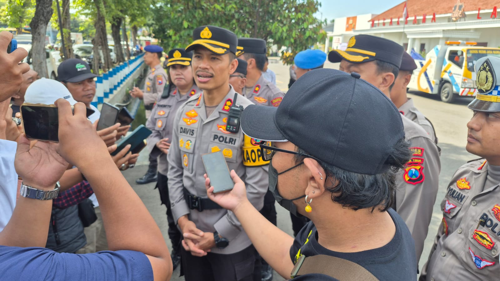 gambar whatsapp 2025 04 10 pukul 12.53.14 66f7c6fe