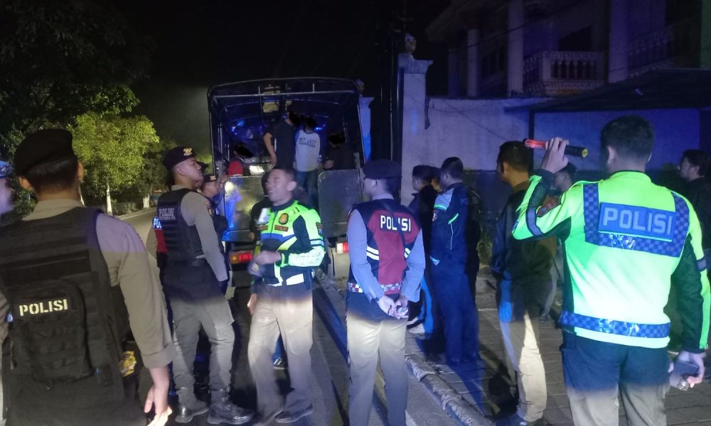 94e4e393 f1a8 464b 8c78 5d2fcde0f5e7