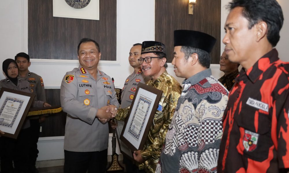 gambar whatsapp 2025 09 08 pukul 00.47.01 8f495e5c
