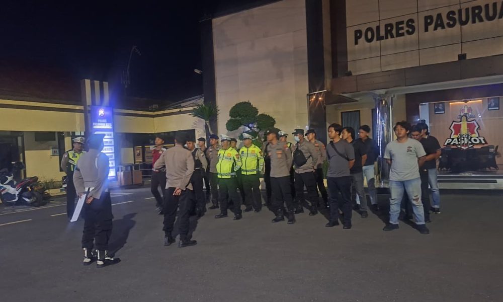 Polres Pasuruan Kota Gelar Patroli Skala Besar, Antisipasi Gangguan Kamtibmas Jelang Libur Akhir Pekan