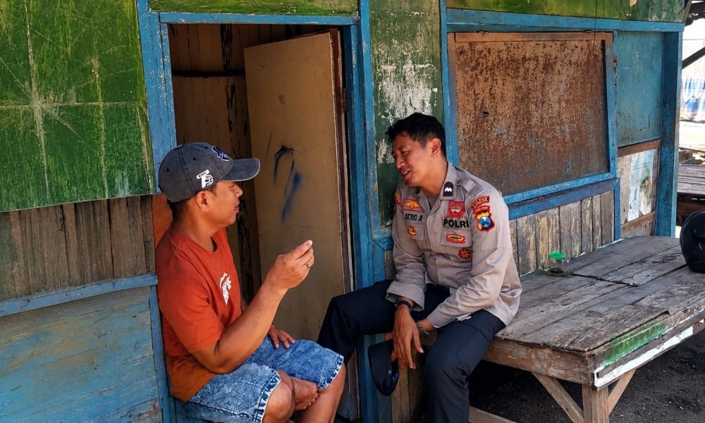 Hadir di Tengah Masyarakat, Patroli Dialogis Polsek Lekok Perkuat Kemitraan dan Harkamtibmas