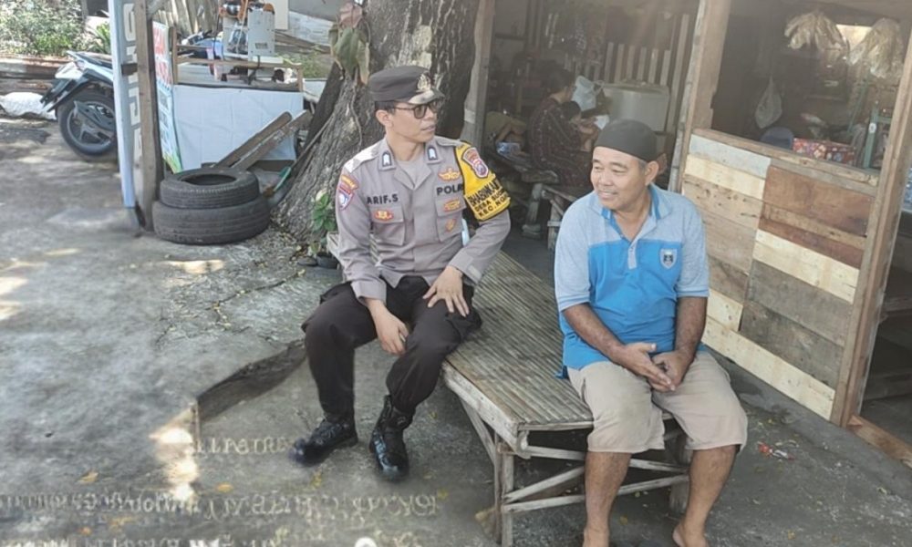 Humanis dan Dekat dengan Warga, Polsek Nguling Rutin Laksanakan Sambang Kamtibmas
