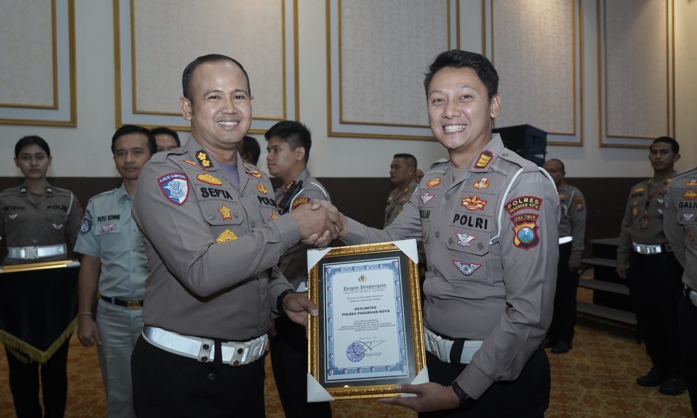 Satlantas Polres Pasuruan Kota Torehkan Prestasi Gemilang, Raih Dua Penghargaan Kinerja Terbaik dari Ditlantas Polda Jatim