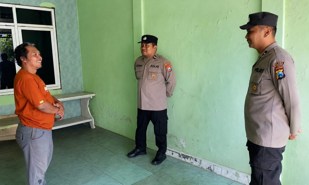 Hadir Menyapa Masyarakat, Patroli Polsek Keboncandi Wujudkan Pelayanan yang Humanis