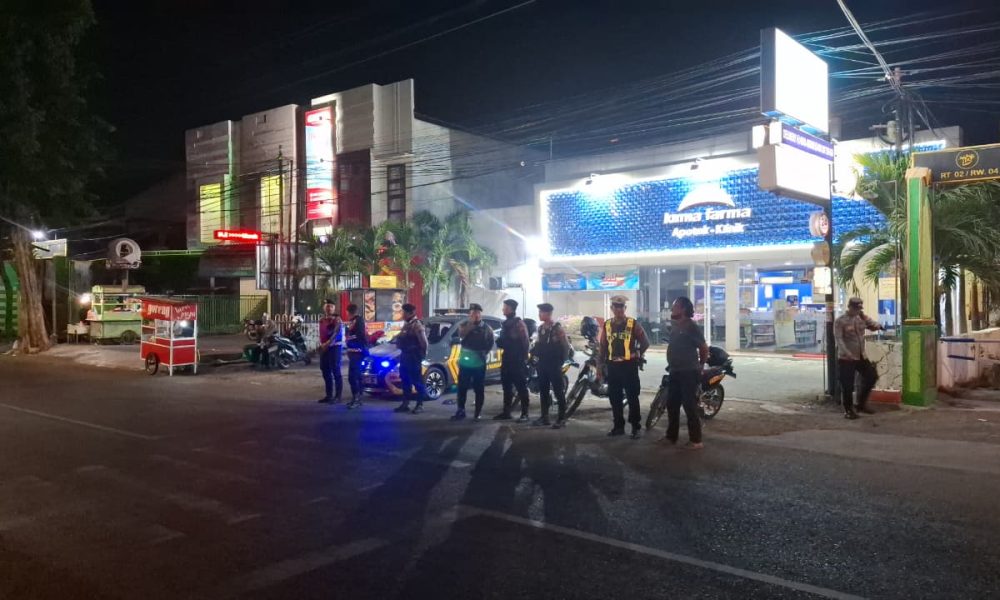Respons Cepat Laporan Call Center 110, Pleton Siaga Polres Pasuruan Kota Bubarkan Aksi Balap Liar