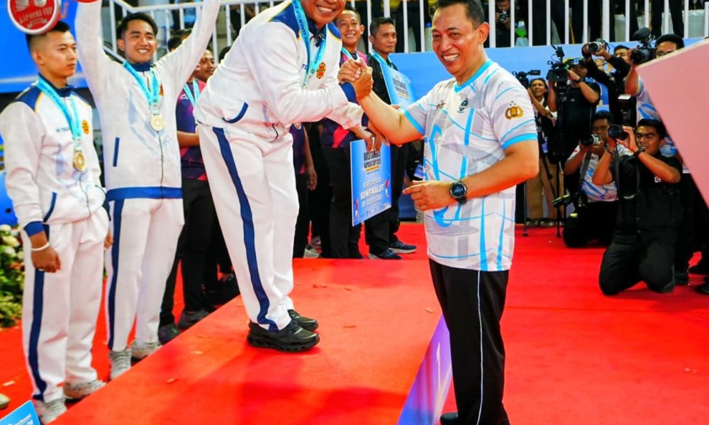 Kapolri Resmi Tutup Kejuaraan Bulu Tangkis Kapolri Cup 2026, Tegaskan Komitmen Polri Dukung Prestasi Atlet Nasional