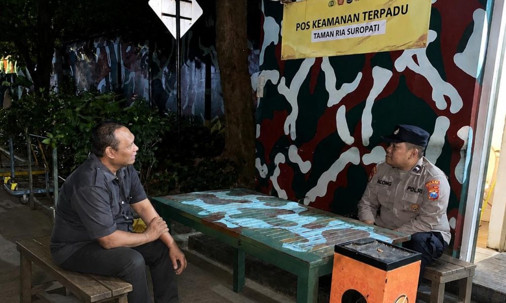 Patroli Harkamtibmas Dini Hari, Polsek Keboncandi Hadir di Tengah Siskamling Warga