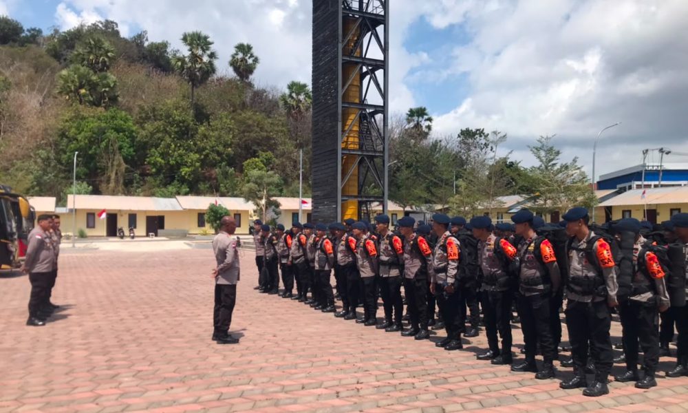 Pasukan Brimob Sudah Bergerak ke Lokasi Bencana, Perkuat Operasi Penyelamatan dan Kemanusiaan di NTT