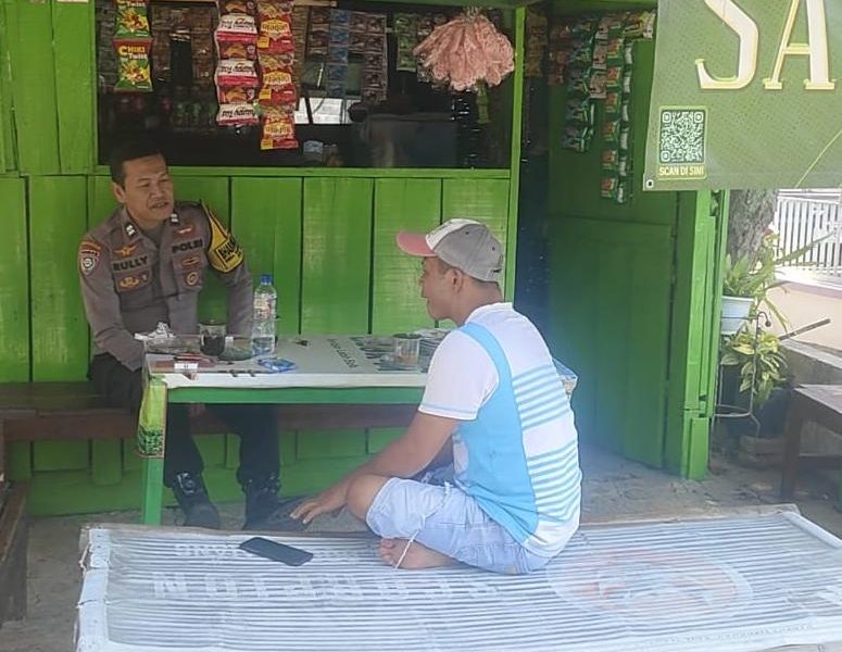 Dialogis Bersama Warga, Polsek Grati Sampaikan Pesan Kamtibmas dan Call Center 110