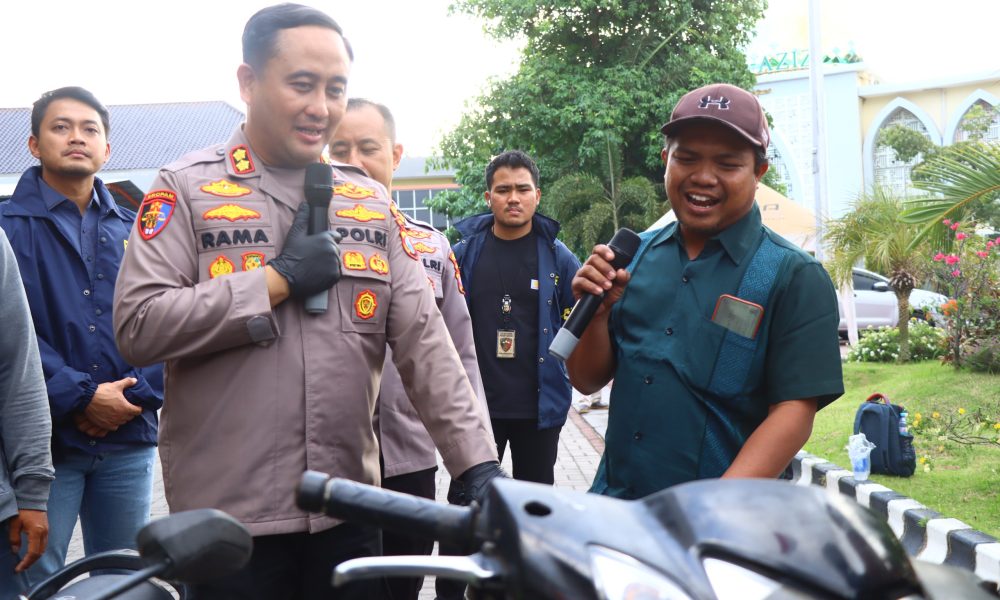 Kapolres Gresik Kembalikan Motor Korban Curanmor, Dua Residivis Diberi Tindakan Tegas Terukur