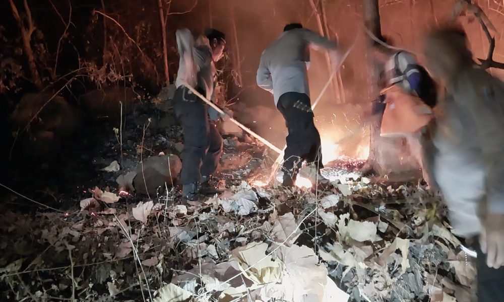 Gerak Cepat Jajaran Polres Ponorogo dan Tim Gabungan Berhasil Kendalikan Karhutla di Pohgading