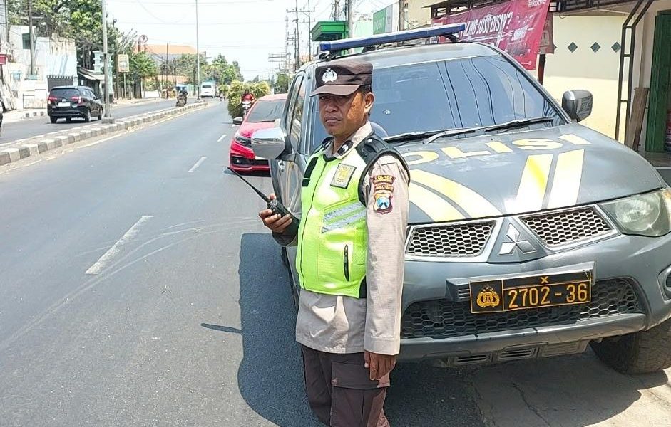 Patroli Jalur Pantura, Polsek Rejoso Tingkatkan Kewaspadaan Antisipasi Kejahatan 3C