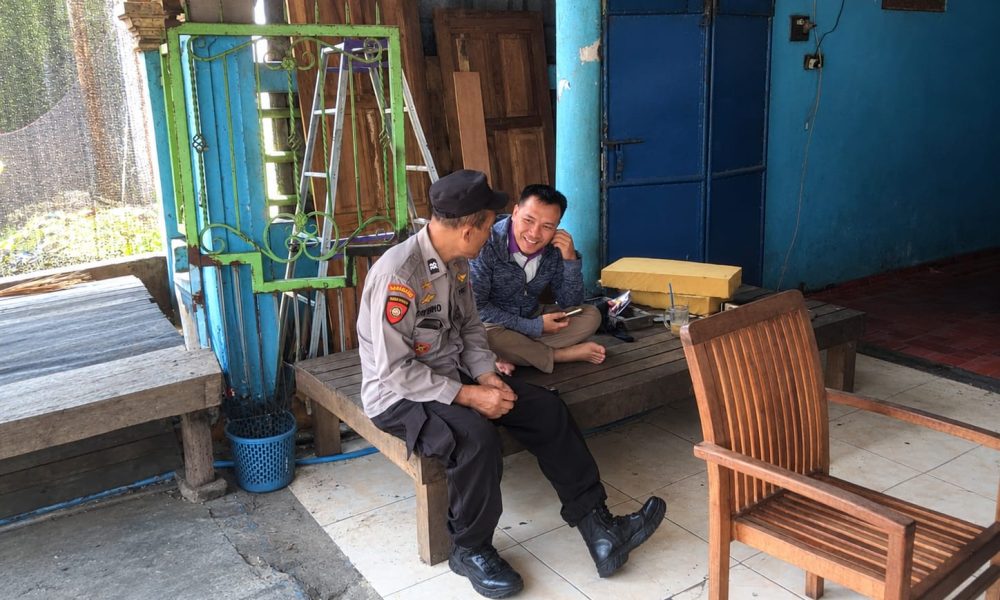 Polisi Bersama Masyarakat, Polsek Kraton Jalin Komunikasi Humanis Wujudkan Kamtibmas Kondusif